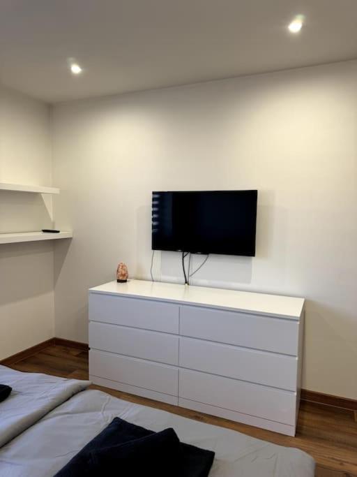 באנסקה ביסטריצה Modern Apartment In City Centre מראה חיצוני תמונה