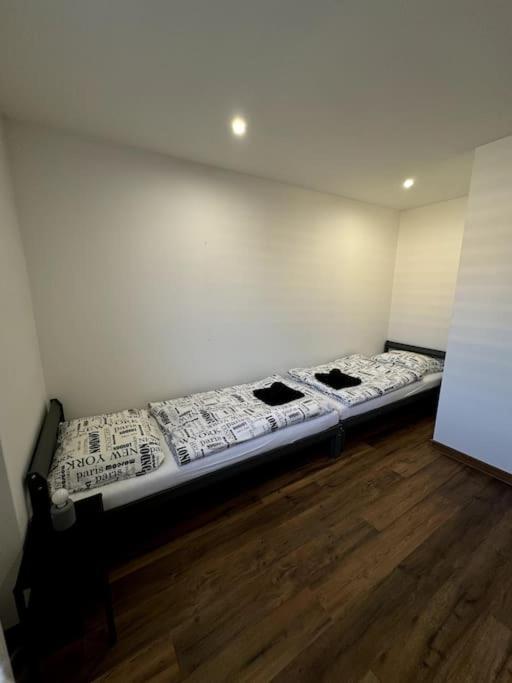 באנסקה ביסטריצה Modern Apartment In City Centre מראה חיצוני תמונה